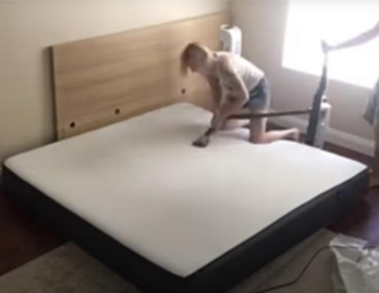 How to avoid damaging the mattress when moving (1)